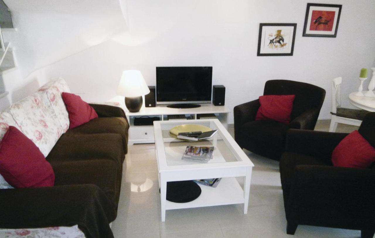 Cozy Home In Nerja With Wifi Экстерьер фото
